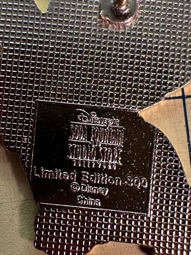 Disney Soda Fountain Stitch getting an Oscar LE 300 pin - Image 3