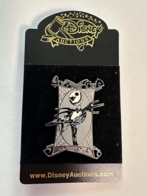Disney Auctions LE 500 Jack Skellington with arms crossed.