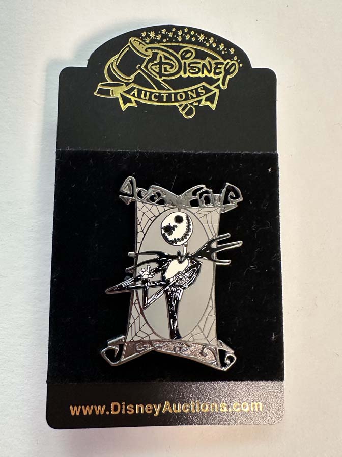 Disney Auctions LE 500 Jack Skellington with arms crossed.