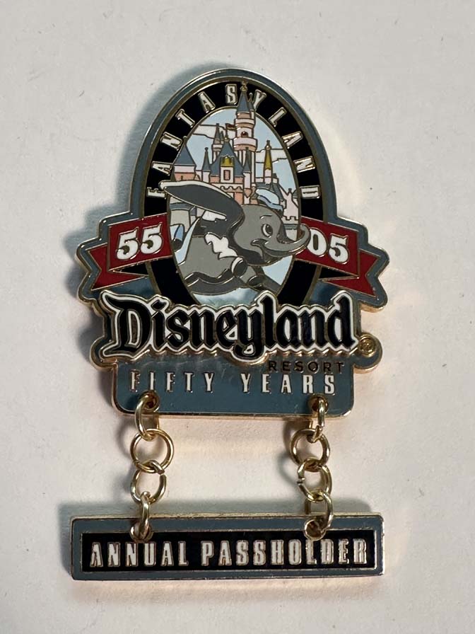 Annual Passholder Disneyland Fantasyland with Dumbo pin - Image 3
