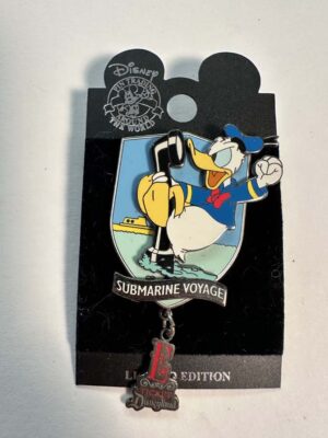 E Ticket Pin featuring Donald Duck Annual Passport le 1500 pin