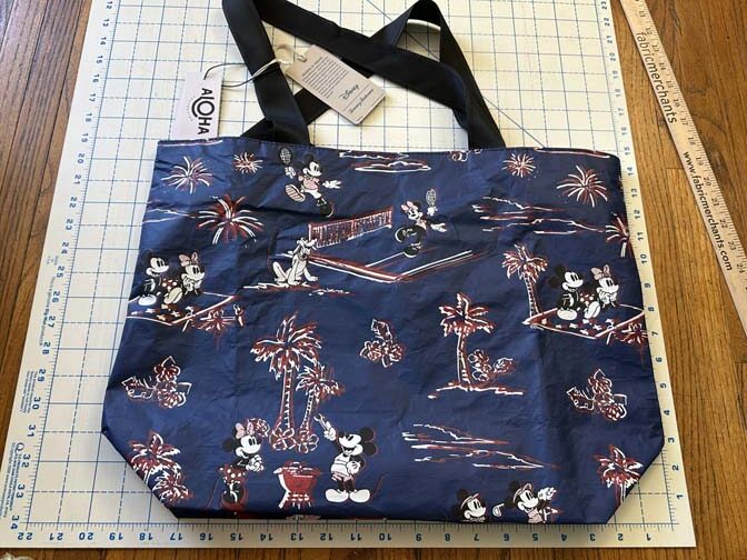 Disney Tommy Bahama Aloha Collection Summer Kickoff Day Tripper Tote - Image 5
