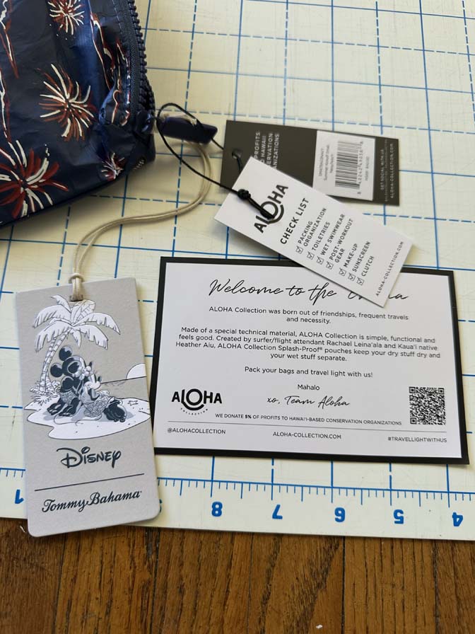 Disney Tommy Bahama Aloha Collection Summer Kickoff Day Tripper Pouch - Image 5