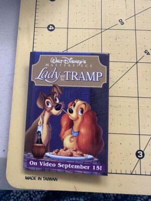 Lady and the Tramp spaghetti scene button