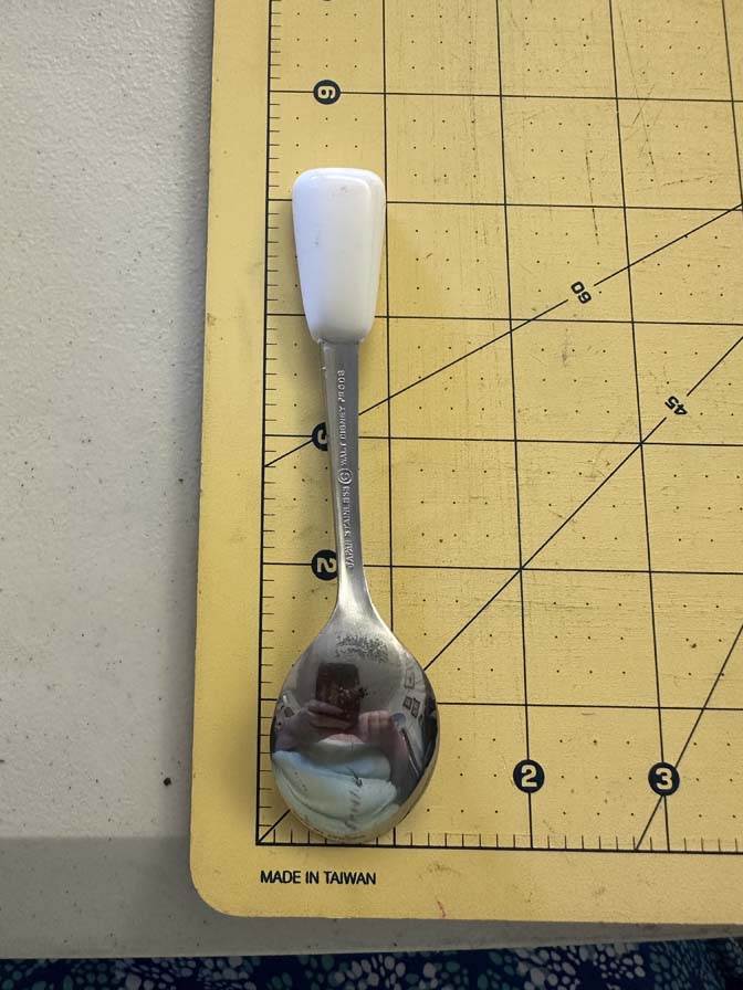 vintage Disney Winnie the Pooh baby/toddler spoon - Image 3