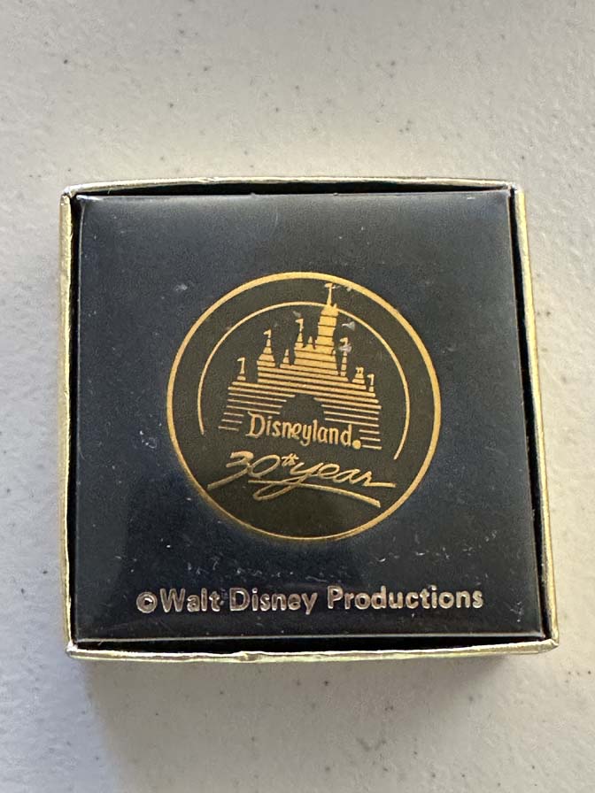 1985 Disneyland 30th Anniversary commemorative medallion - Image 2