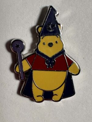 DS - Halloween - Sorcerer Winnie the Pooh Pin