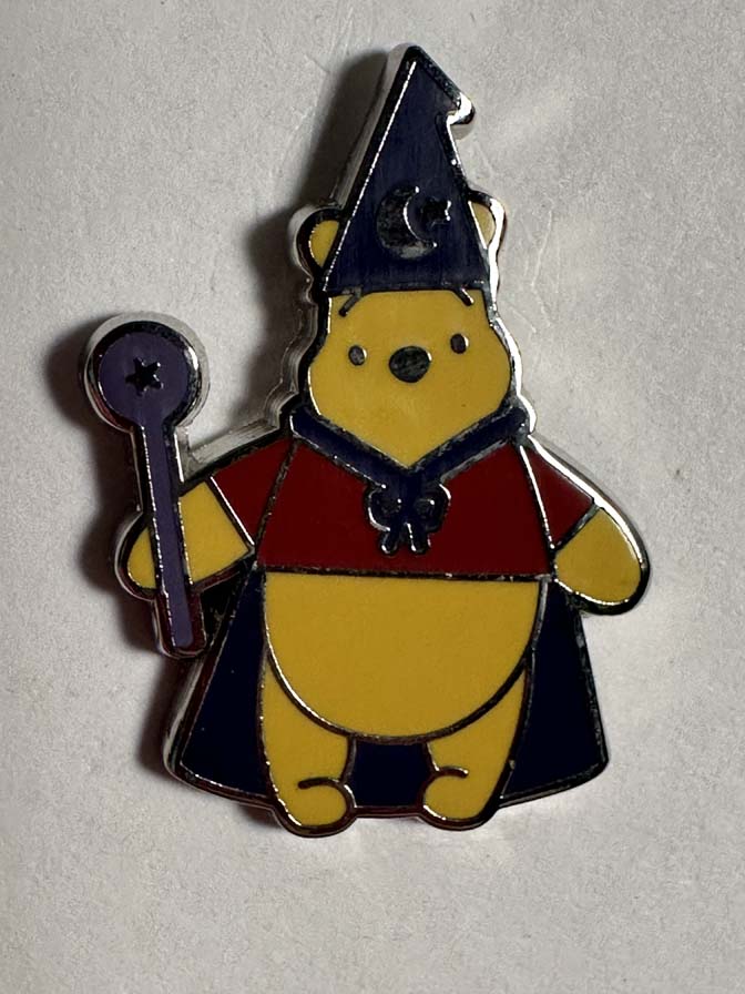 DS - Halloween - Sorcerer Winnie the Pooh Pin