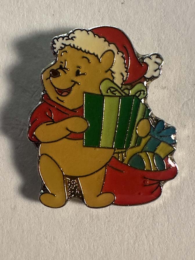 Japan - Pooh - Through the Holidays - Mini 8 Pin Set - JDS - Image 2