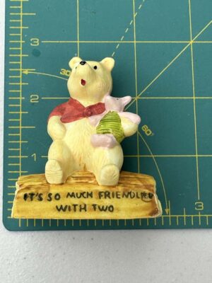1988 Classic Winnie the Pooh and Piglet figurine