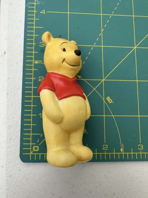 Disney Winnie the Pooh collection porcelain figurine potentially from the Enesco "Pooh & Friends" series - Image 2