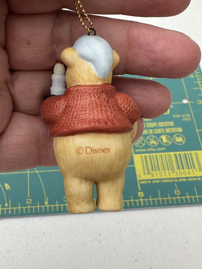 vintage Willits Winnie the Pooh ceramic Christmas ornament from 1988 - Image 2