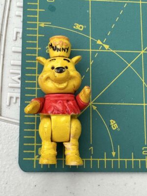 Disney Parks Monorail play set articulated 2-inch Winnie the Pooh figure