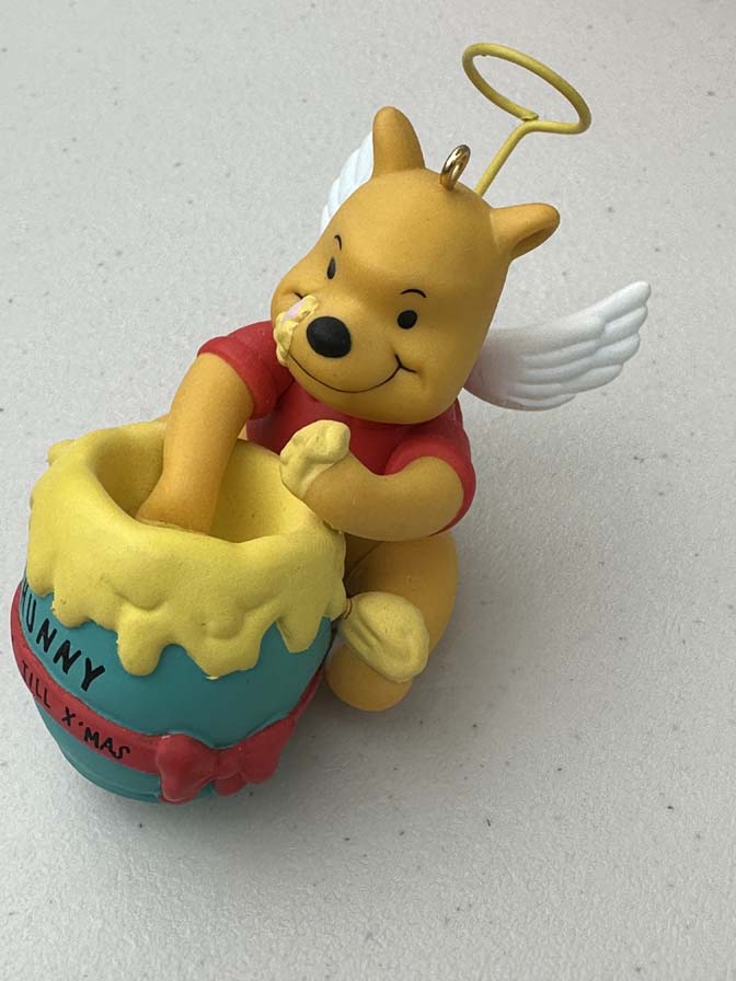 vintage Grolier Disney Winnie the Pooh Angel Christmas Magic ornament - Image 3