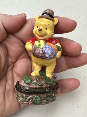 vintage Disney Store porcelain hinged trinket box featuring Winnie the Pooh