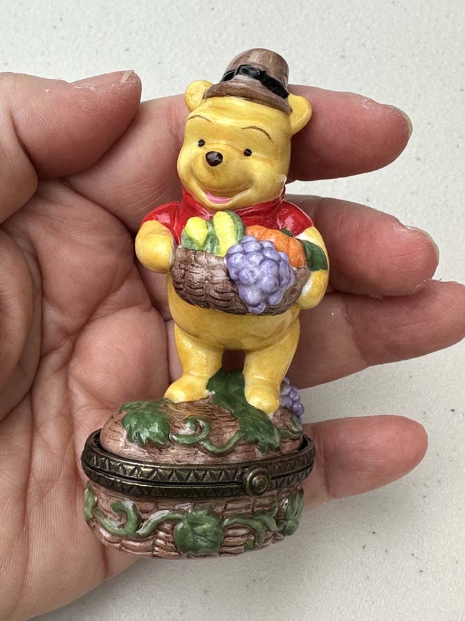 vintage Disney Store porcelain hinged trinket box featuring Winnie the Pooh