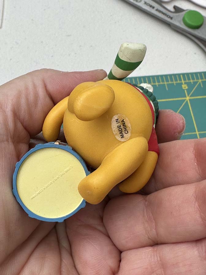 vintage Grolier Disney Christmas Magic ornament featuring Winnie the Pooh playing a drum. - Image 3
