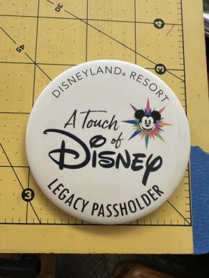 Disneyland Resort Legacy Passholder button