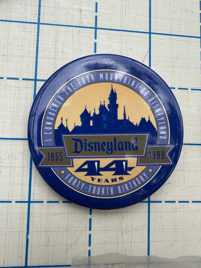 complete 1999 Disneyland 44th Anniversary "Conquering the Mountains" collector's set - Image 7