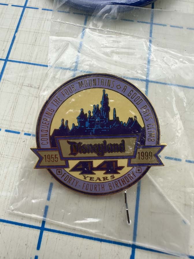complete 1999 Disneyland 44th Anniversary "Conquering the Mountains" collector's set - Image 10