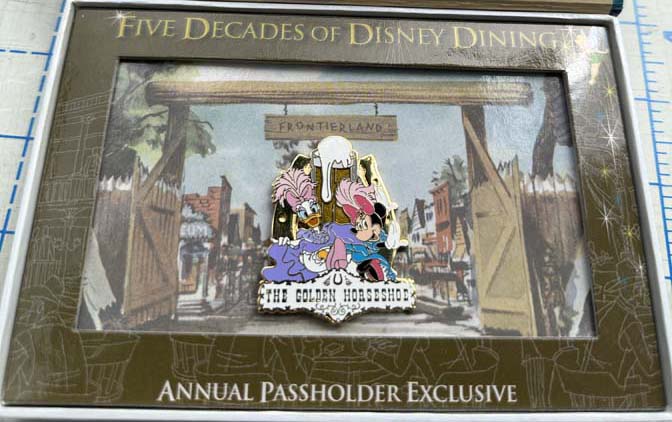 Minnie Mouse and Daisy Duck at the Golden Horseshoe Saloon. - Image 5