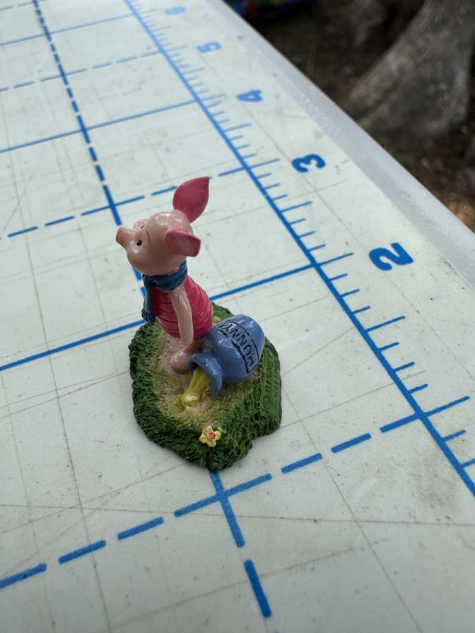 Disney Tiny Kingdom Winnie the Pooh Piglet - Image 3