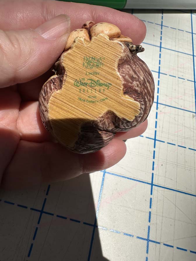 Harmony Kingdom Disney Lucifer trinket box featuring the cat from Cinderella. - Image 5