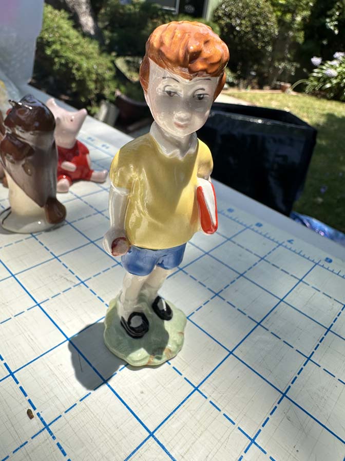 Beswick Porcelain Winnie the Pooh figurines 8 pc set from England. - Image 20