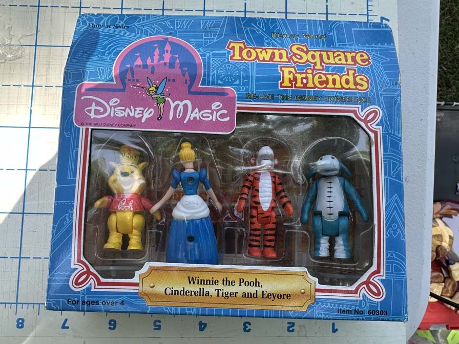 1988 Disney Magic Town Square Friends set, item number 60303