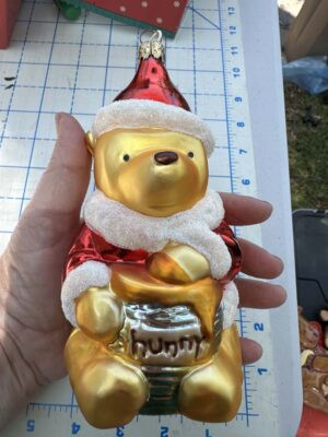 1997 vintage Midwest of Cannon Falls "Classic Pooh" blown glass ornament