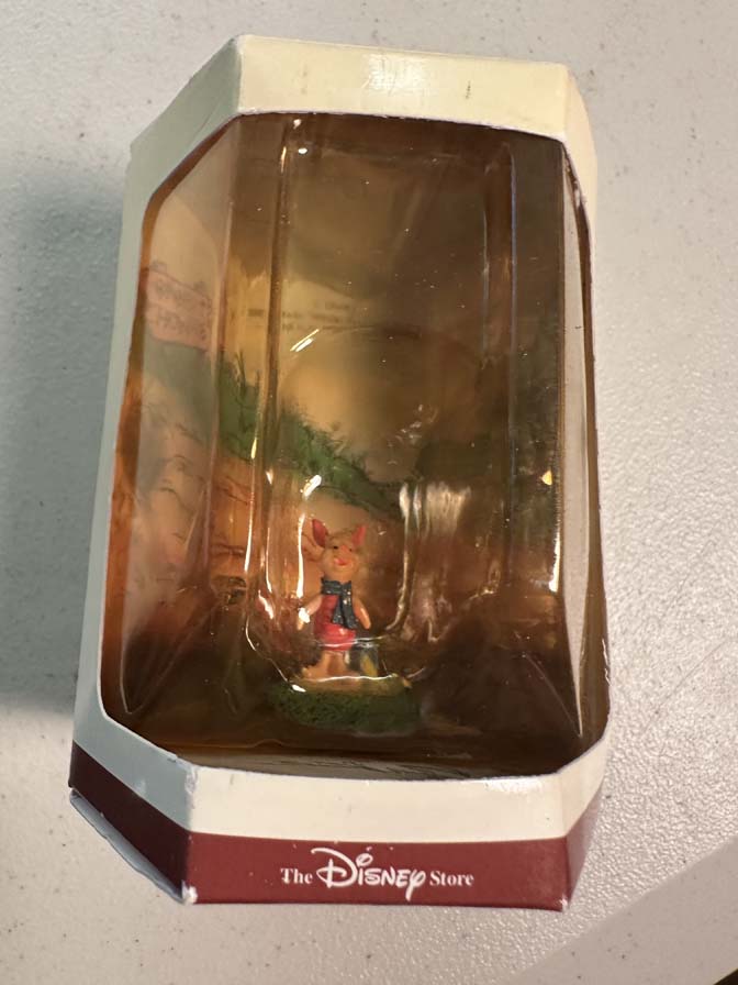 Disney Tiny Kingdom Winnie the Pooh Piglet - Image 6