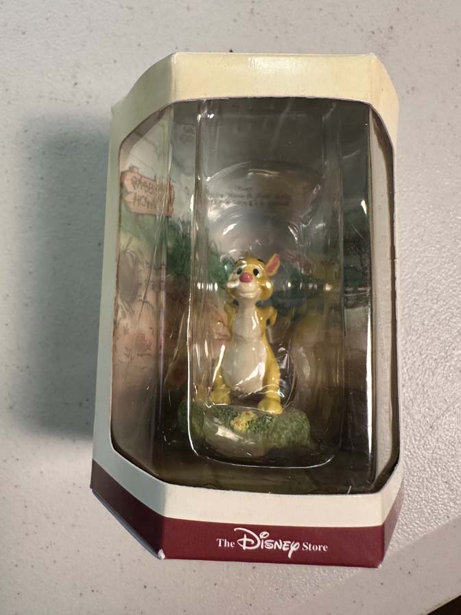 Disney Tiny Kingdom Winnie the Pooh Rabbit mini figure features Rabbit carrying a small blue pot - Image 7