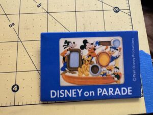Disney on Parade button