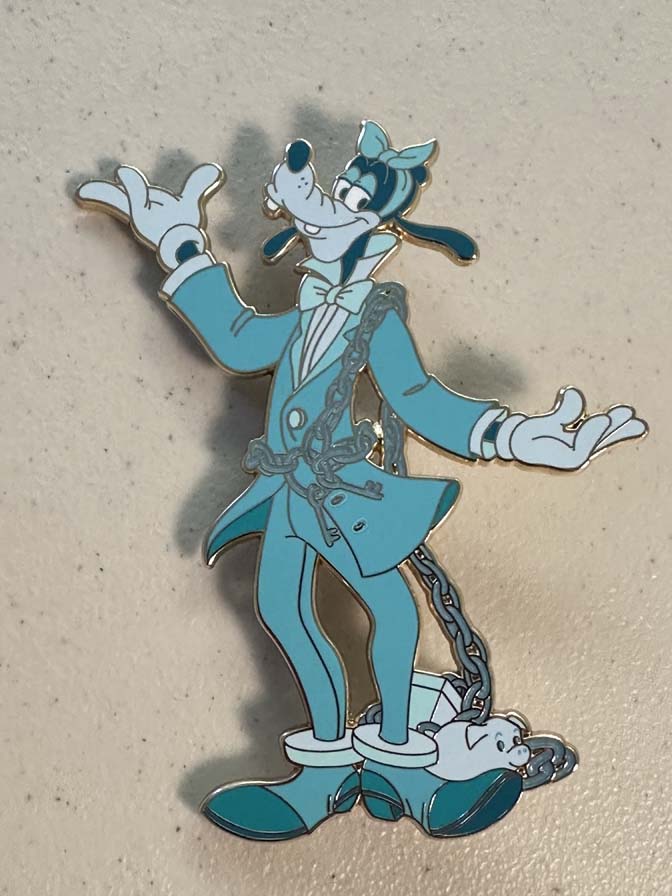 Walt Disney Imagineering (WDI) limited edition pin featuring Goofy as Jacob Marley's Ghost from Mickey's Christmas Carol le300 pin - Image 2