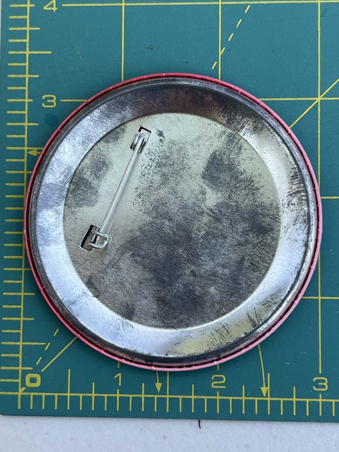 1988 Disneyland Circus Fantasy event button - Image 2